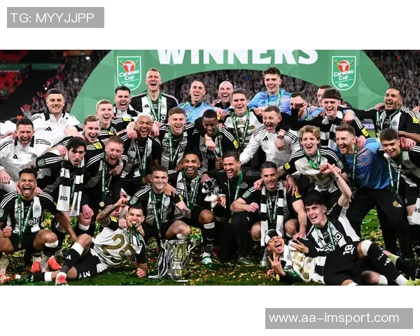 利物浦门将伍德曼期待联赛杯出战全力以赴享受比赛乐趣 利物浦门将伍德曼期待联赛杯出战全力以赴享受比赛乐趣