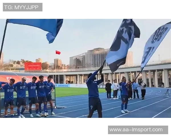 杨瑞琪在比赛最后时刻进球挽回颜面梅州仍以1-4落后于玉昆