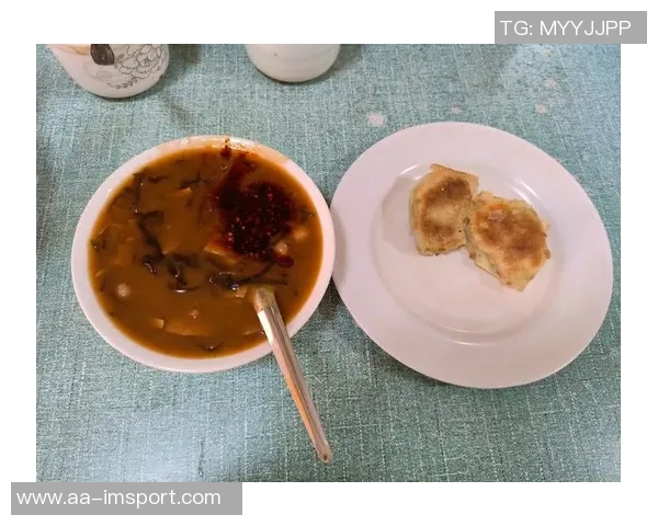 张茹分享美照倡导健康生活月饼不想吃来一碗胡辣汤更过瘾