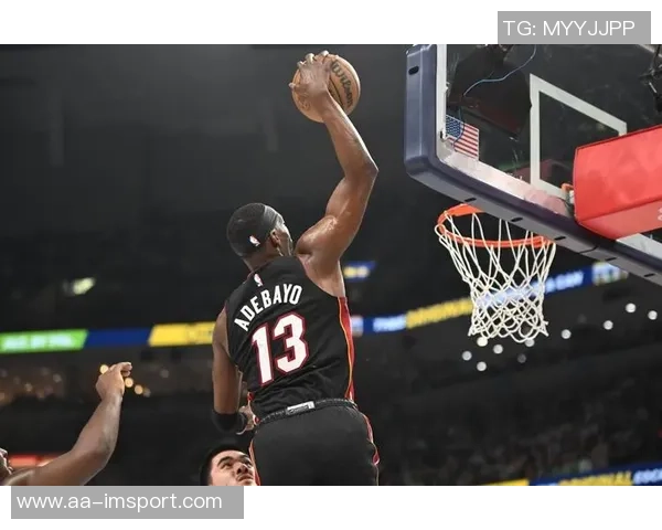 阿德巴约称小米切尔提升球队进攻效率明确自身角色定位 阿德巴约称小米切尔提升球队进攻效率明确自身角色定位