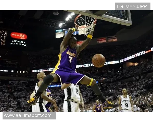 弗莱回忆西决往事：防守奥多姆却被他一句话打击信心